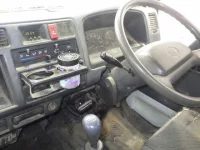 Toyota DYNA лот № 710 оценка 3.5  с аукциона в Японии 2