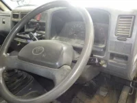 Toyota DYNA лот № 710 оценка 3.5  с аукциона в Японии 6