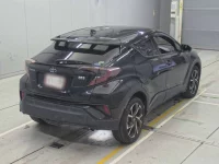 Toyota C-HR лот № 30033 оценка 4  с аукциона в Японии 1