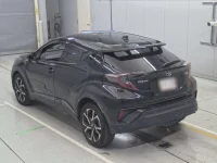 Toyota C-HR лот № 30033 оценка 4  с аукциона в Японии 5