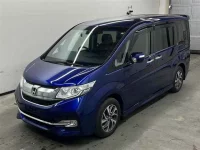 Honda STEP WAGON лот № 10005 оценка 4.5  с аукциона в Японии 3