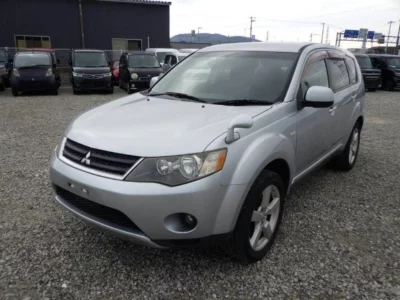 Mitsubishi OUTLANDER  с аукциона в Японии