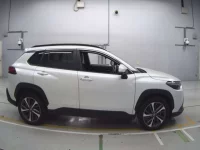 Toyota COROLLA CROSS лот № 30035 оценка 4  с аукциона в Японии 2