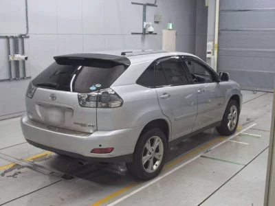 Toyota HARRIER  с аукциона в Японии