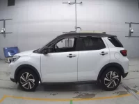 Toyota RAIZE лот № 30036 оценка 4.5  с аукциона в Японии 3