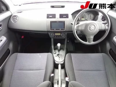 Suzuki SWIFT  с аукциона в Японии