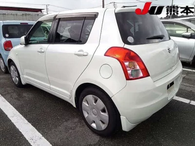 Suzuki SWIFT  с аукциона в Японии
