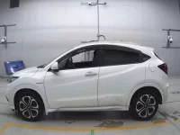 Honda VEZEL лот № 30039 оценка 3.5  с аукциона в Японии 3