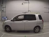 Toyota RAUM лот № 90010 оценка 3.5  с аукциона в Японии 3