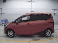 Toyota SIENTA лот № 30044 оценка RA  с аукциона в Японии 3