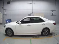 Toyota CROWN лот № 30045 оценка 3.5  с аукциона в Японии 3