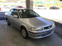 Nissan SUNNY лот № 7530 оценка 3.5  с аукциона в Японии 2