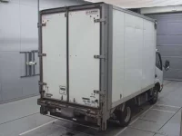 Toyota DYNA лот № 90024 оценка 3.5  с аукциона в Японии 1