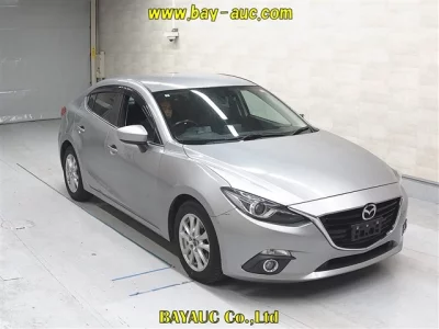Mazda AXELA  с аукциона в Японии