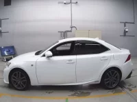 Lexus IS лот № 30052 оценка 4  с аукциона в Японии 3