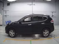 Nissan X-TRAIL лот № 30054 оценка 4  с аукциона в Японии 3