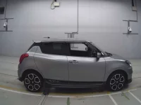 Suzuki SWIFT лот № 30056 оценка 4  с аукциона в Японии 2