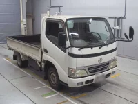 Toyota DYNA лот № 90030 оценка RA  с аукциона в Японии 4