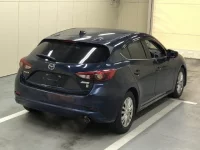 Mazda AXELA лот № 1037 оценка 3  с аукциона в Японии 3