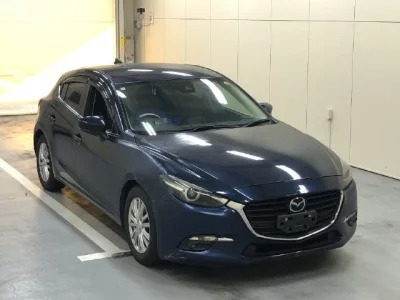 Mazda AXELA  с аукциона в Японии