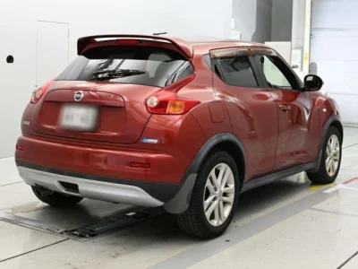 Nissan JUKE  с аукциона в Японии
