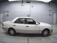 Toyota CROWN лот № 90043 оценка 3.5  с аукциона в Японии 2