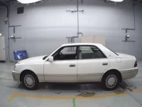 Toyota CROWN лот № 90043 оценка 3.5  с аукциона в Японии 3