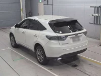 Toyota HARRIER лот № 30061 оценка 4.5  с аукциона в Японии 5