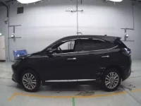 Toyota HARRIER лот № 30063 оценка 3.5  с аукциона в Японии 3