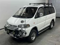 Mitsubishi DELICA лот № 70025 оценка R  с аукциона в Японии 3