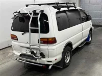 Mitsubishi DELICA лот № 70025 оценка R  с аукциона в Японии 4
