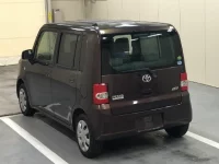 Toyota PIXIS SPACE лот № 1043 оценка 3  с аукциона в Японии 1