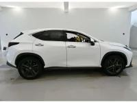 Lexus NX лот № 36247 оценка 5  с аукциона в Японии 2