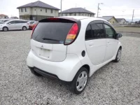 Mitsubishi I лот № 6054 оценка 3.5  с аукциона в Японии 4