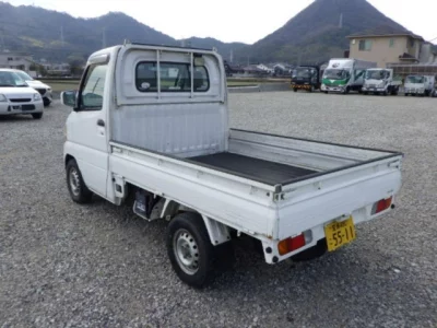 Nissan CLIPPER TRUCK