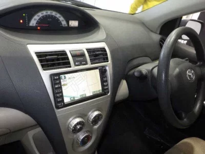 Toyota BELTA  с аукциона в Японии