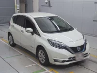 Nissan NOTE лот № 30072 оценка 4  с аукциона в Японии 4