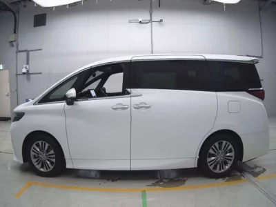 Toyota ALPHARD  с аукциона в Японии