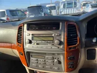 Toyota LAND CRUISER лот № 70044 оценка 4  с аукциона в Японии 5