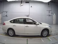 Nissan TEANA лот № 90081 оценка 4.5  с аукциона в Японии 2