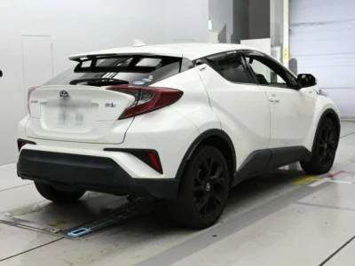 Toyota C-HR  с аукциона в Японии