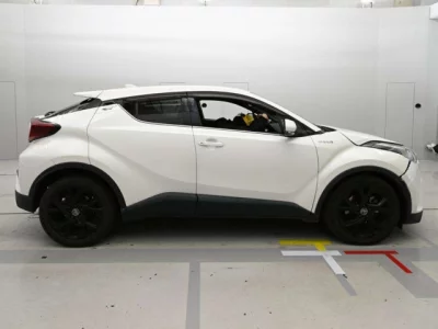 Toyota C-HR  с аукциона в Японии