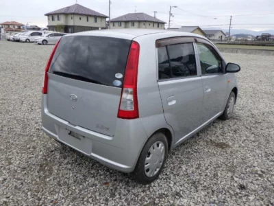 Daihatsu MIRA  с аукциона в Японии