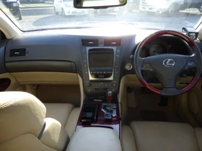 Lexus GS  с аукциона в Японии