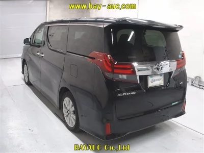 Toyota ALPHARD  с аукциона в Японии