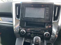 Toyota VELLFIRE лот № 70051 оценка 3.5  с аукциона в Японии 5