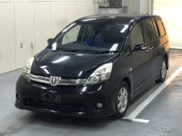 Toyota ISIS лот № 1075 оценка 3.5  с аукциона в Японии 2