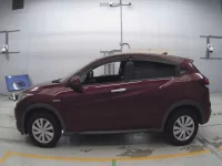 Honda VEZEL лот № 30097 оценка 3.5  с аукциона в Японии 3