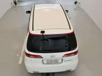 Honda ELYSION лот № 10357 оценка 3.5  с аукциона в Японии 7