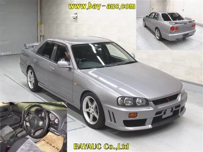 Nissan SKYLINE  с аукциона в Японии